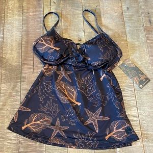 NWT Hapari tankini swim top, women’s size large.